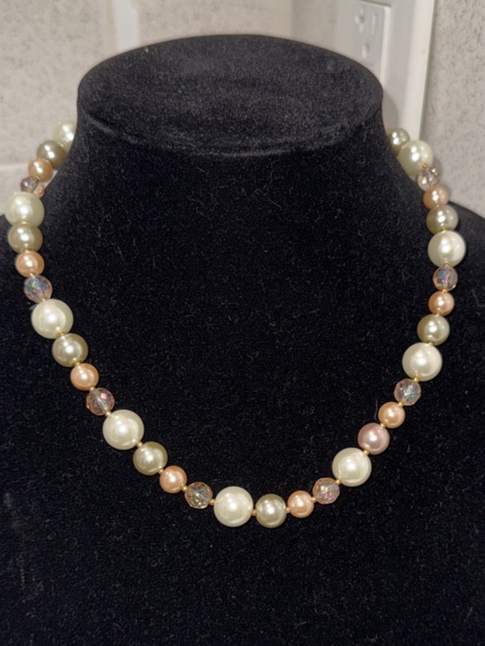 Source Unknown Pearl Necklace with Champagne and Ivory Beads
